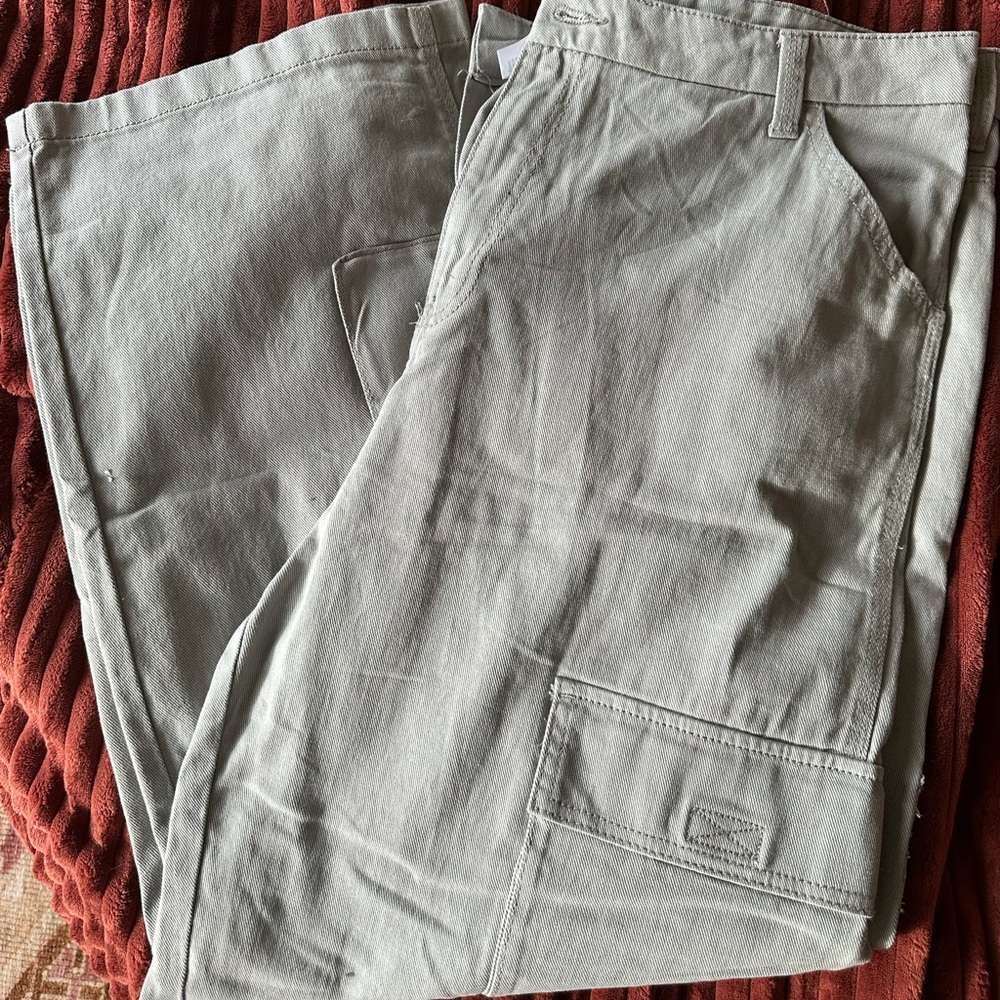 H&M baggy cargo pants